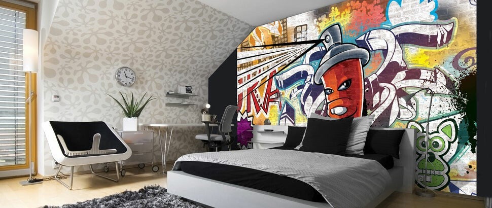 Ein cooles Kinderzimmer mit Fototapete im Graffiti-Stil.