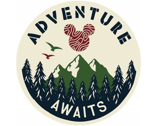 Tapetenkreis von Mickey Mouse auf Abenteuer, mit einem fröhlichen und bunten Hintergrund voller Action.