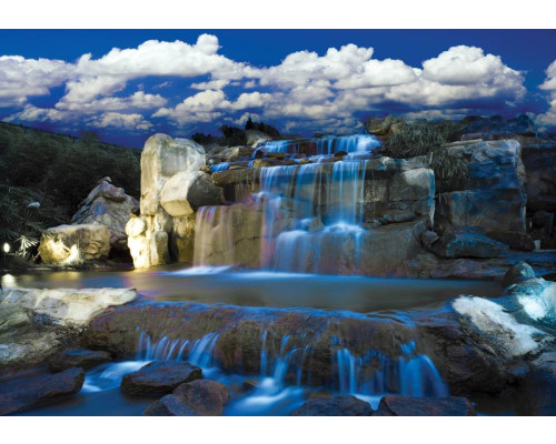 Fototapete mit einem blauen Wasserfall in einer natürlichen Umgebung.
