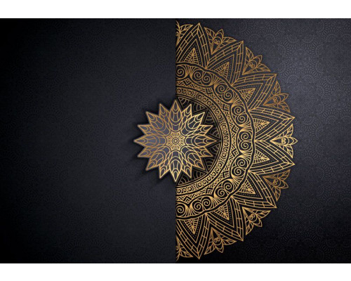 Fototapete mit einem goldenen Mandala auf einem abstrakten schwarzen Hintergrund.