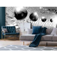 Eine 3D-Tapete mit Metallkugeln und Puzzlemuster in Silber, gesehen im Wohnzimmer.