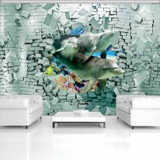 Eine 3D-Tapete mit Delphinen, die aus der Wand herauszukommen scheinen, ideal für ein abenteuerliches Kinderzimmer.