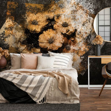 Eine 3D-Fototapete mit goldenen Blumen an einer Betonwand im Schlafzimmer.