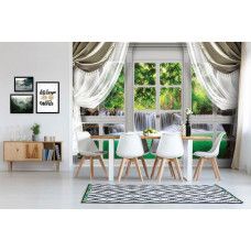 Eine Fototapete eines Wasserfalls durch ein Fenster, ideal für das Wohnzimmer.