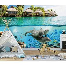 Eine Fototapete mit Delfinen in einer Unterwasserwelt mit bunten Fischen.