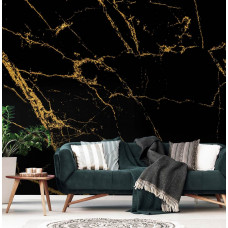 Eine Fototapete in Marmor-Optik in Gold und Schwarz mit einem stilvollen Look, ideal für ein Wohnzimmer.