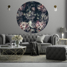Ein Tapetenkreis mit Vintage-Blumen in sanften Tönen, ideal für ein stilvolles Wohnzimmer.
