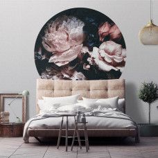 Ein Tapetenkreis mit einem farbenfrohen Blumenbouquet mit einem eleganten Look...