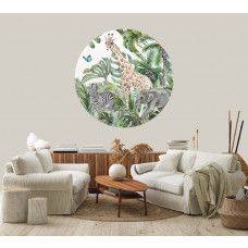 Ein dekorativer Tapetenkreis mit Dschungelabenteuertieren, geeignet für ein Wohnzimmer.