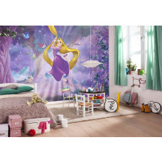 Eine Fototapete von Disneys Rapunzel im Kinderzimmer.