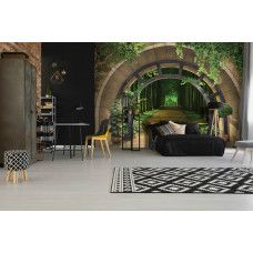 Eine Fototapete mit einem malerischen Waldweg, perfekt für ein Kinderzimmer.