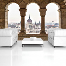 Eine Fototapete mit 3D-Blick auf das Parlamentsgebäude von Budapest, bedruckt auf Airtex, geeignet für ein Wohnzimmer.