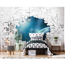 Fototapete mit einem Astronauten und einem 3D-Effekt einer zerbrochenen Wand im Weltraum und Universum für das Kinderzimmer.