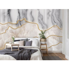 Eine Fototapete mit beigem und grauem Marmor mit goldenen Akzenten, geeignet für eine Küche und ein Schlafzimmer.