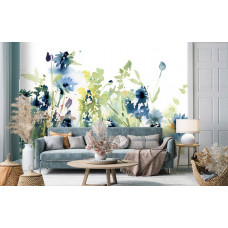 Fototapete mit türkisfarbenen Blumen im Aquarell- und Wasserfarbenstil auf einem weißen Hintergrund, im stilvollen Wohnzimmer gezeigt.