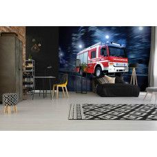 Eine Fototapete von Feuerwehrauto mit Feuerwehrauto in einem Jungen Kinderzimmer Tapete.