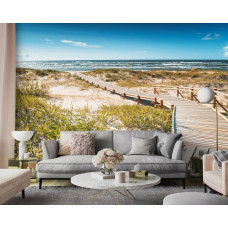 Fototapete Brücke durch die Dünen mit natürlichen Farben in einem modernen Wohnzimmer.