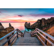 Fototapete von einer 3D-Brücke zum Strand, mit Blick auf das Meer und einem Pier.
