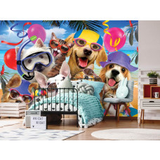 Eine Fototapete mit Katzen und Hunden im fröhlichen Selfie-Stil, ideal für ein Kinderzimmer.