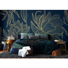Ein Fototapete mit einem schicken goldenen Blumenmuster im Schlafzimmer, bei dem die detaillierten Blumenmuster und glänzenden Goldlinien eine beruhigende und luxuriöse Atmosphäre bringen.