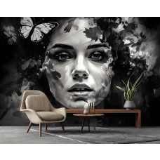 Eine Fototapete mit einem gemalten Porträt einer Frau und eines Schmetterlings auf Tapete in einem Wohnzimmer mit sanften Farben.