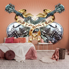 Eine Fototapete mit Heavy-Metal-Gitarren in Orangetönen, geeignet für verschiedene Räume.