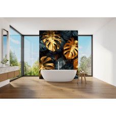 Fototapete mit goldfarbenen Monstera Blättern im Jungle Stil im Badezimmer.