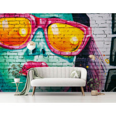 Fototapete mit dem Gesicht einer Frau im Graffiti-Stil für ein Wohnzimmer.