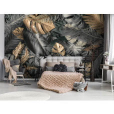Eine vom Dschungel inspirierte Fototapete mit goldenen, grauen und silbernen Blättern, für ein luxuriöses Ambiente im Schlafzimmer.