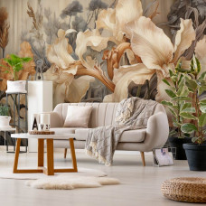 Eine Fototapete mit großen beigen Irisblumen im Kunststil auf Vliestapete im Wohnzimmer.