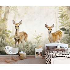 Eine Fototapete mit Rehen im Wald und Waldtieren im Jungenzimmer, die eine verspielte, natürliche Ausstrahlung verleiht.