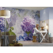 Eine Fototapete mit schönen Hortensien-Otaksa-Blüten, die in einem künstlerischen Stil dargestellt sind. Dieses Design schafft einen frischen und eleganten Look im Wohnzimmer.