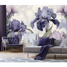 Eine Fototapete mit lilafarbenen Irisblüten im Pflanzenstil im Wohnzimmer.