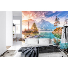 Eine inspirierende Landschaft des Lake Hintersee mit friedlichen Gewässern, geeignet für ein Schlafzimmer.