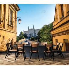 Eine Fototapete mit einer 3D-Wiedergabe der Stadt Lublin in Polen, ideal für die Küche.