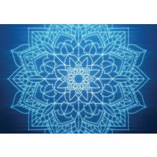 Blaues symmetrisches Muster eines Mandalas im abstrakten Kunststil auf Fototapete.