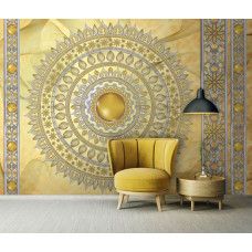 Eine Fototapete eines detaillierten goldenen Mandalas im indischen Stil, perfekt für ein Wohnzimmer.