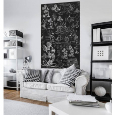 Eine Fototapete von Mickey Mouse als Kreidetafel, sichtbar in einem Kinderzimmer.