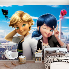 Eine Fototapete mit Lady Bug und Cat Noir für ein Jungenzimmer.