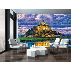 Eine Fototapete mit einer abstrakten Darstellung des Mont Saint-Michel, die eine kulturelle Atmosphäre schafft.