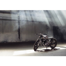 Robustes Motorrad auf Fototapete, kraftvolles und robustes Design.