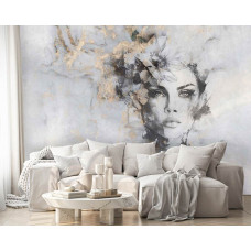 Ein Fototapet von einer mystischen Frau mit luxuriösen Goldtönen in einem Porträt auf Beton in einem Wohnzimmer.