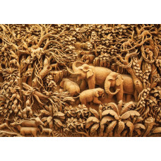 Fototapete mit einer Elefantenfamilie in ihrer natürlichen Dschungelumgebung, lebensecht und farbenfroh.