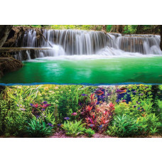 Eine Unterwasserwelt-Fototapete mit einem Wasserfall und bunten Fischen, die eine heitere Atmosphäre hervorruft.