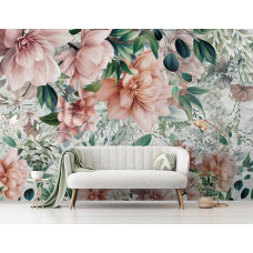 Eine Fototapete mit rosa Blumen und Blättern in einem warmen Wohnzimmer.