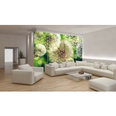 Eine Fototapete mit grünen Pusteblumen in einem abstrakten Stil, platziert in einem ruhigen Schlafzimmer.