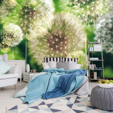 Eine Fototapete mit grünen Pusteblumen in einem künstlerischen, abstrakten Stil.