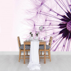 Eine Fototapete mit einem fröhlichen Arrangement von rosa Blumen, ideal für das Wohnzimmer...