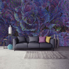 Eine Fototapete mit einer lila Rose für das Wohnzimmer.