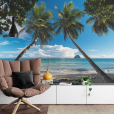 eine inspirierende Fototapete mit Palmen und einer tropischen Küste, ideal für ein Wohnzimmer.